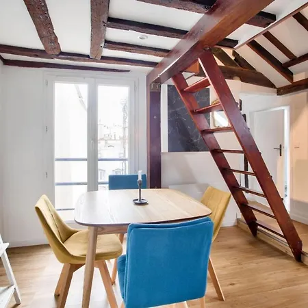 Beautiful Studio In The Center Of *